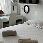 Tea Apartment Near Arena